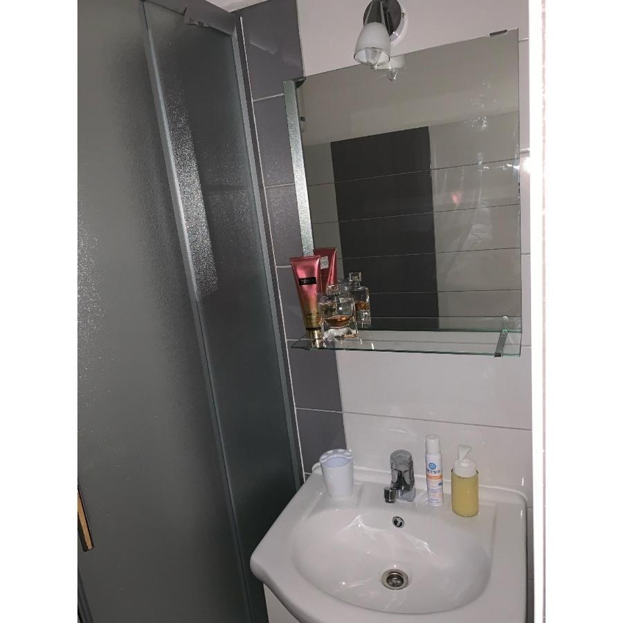 Studio Flat For 2 Apartment Макарска Екстериор снимка